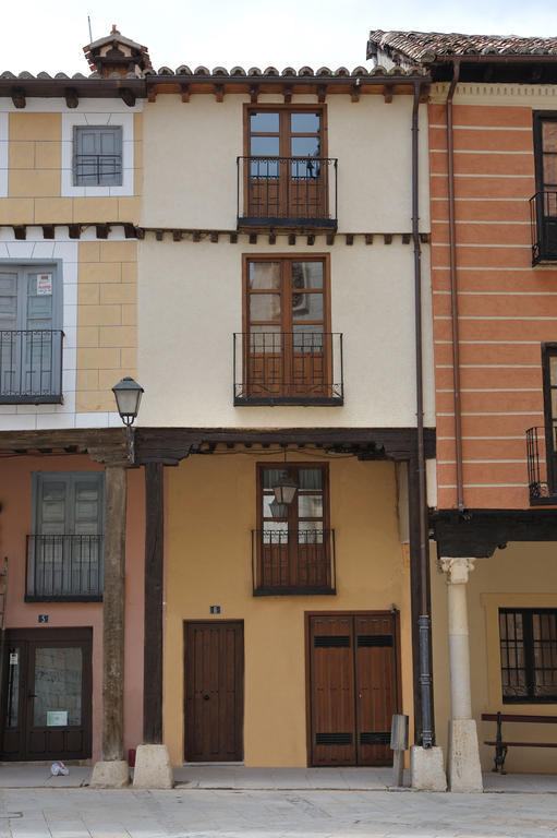 Ferienwohnung El Balcon De La Catedral El Burgo de Osma-Ciudad de Osma Exterior foto