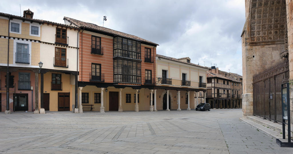 Ferienwohnung El Balcon De La Catedral El Burgo de Osma-Ciudad de Osma Exterior foto