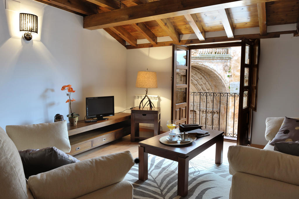 Ferienwohnung El Balcon De La Catedral El Burgo de Osma-Ciudad de Osma Zimmer foto