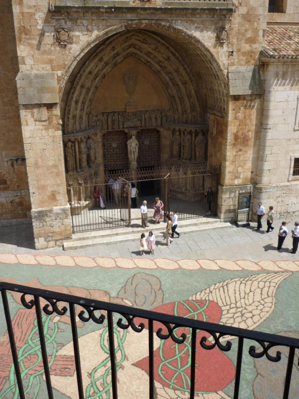 Ferienwohnung El Balcon De La Catedral El Burgo de Osma-Ciudad de Osma Exterior foto